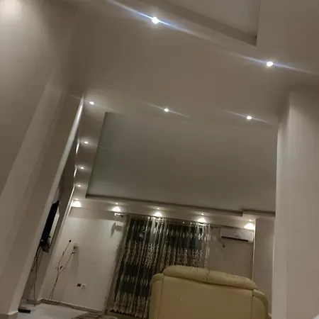 Cosy 2 Bedroom For Apartment