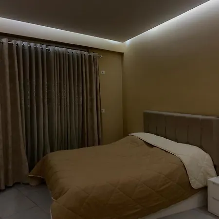 Apartment Cosy 2 Bedroom For Tirana