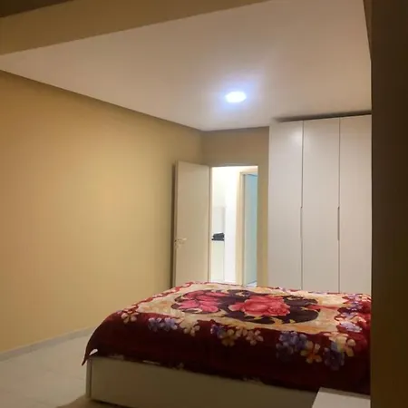 Cosy 2 Bedroom For Apartment