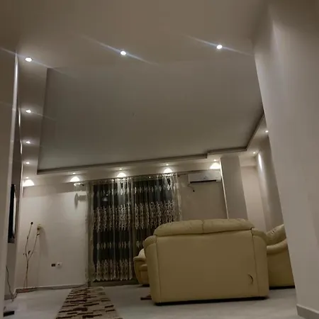 Apartment Cosy 2 Bedroom For Tirana