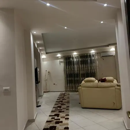 Apartment Cosy 2 Bedroom For *
